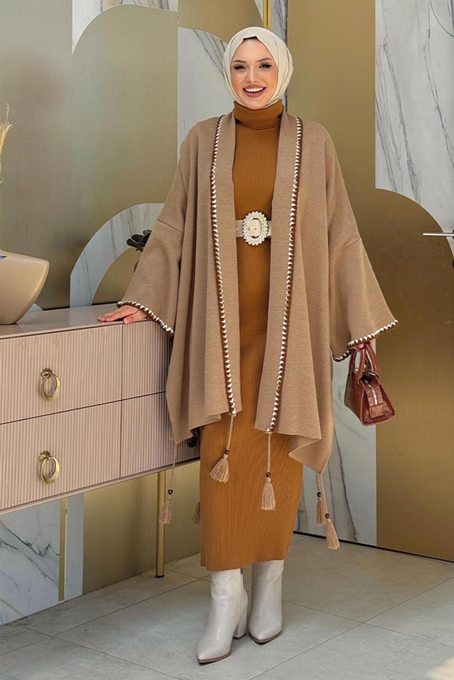 Tesettür giyim VİZON PÜSKÜLLÜ TRİKO PANÇO T 43021