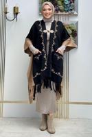 Tesettür giyim SİYAH PÜSKÜL DETAYLI TRİKO PANÇO T 15021