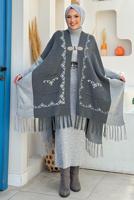 Tesettür giyim GRİ PÜSKÜL DETAYLI TRİKO PANÇO T 15021