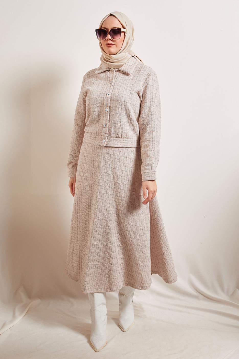 Vêtements hijab BEIGE COSTUME À JUPE BOUTONNE T 0541