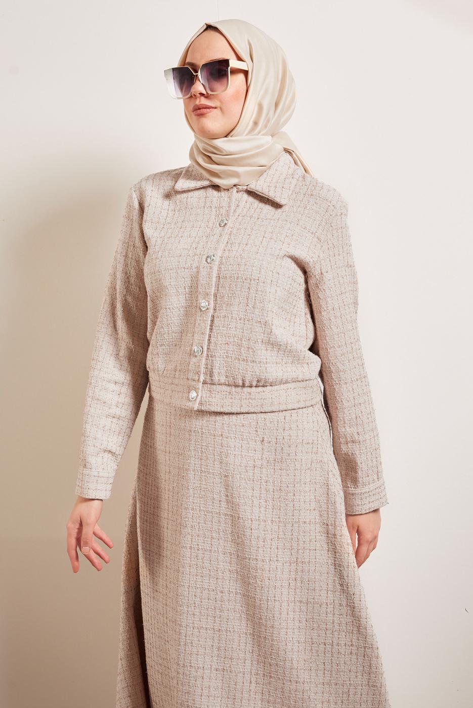 Vêtements hijab BEIGE COSTUME À JUPE BOUTONNE T 0541