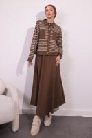 Vêtements hijab BRUN COSTUME À JUPE À RAYURES T 1154