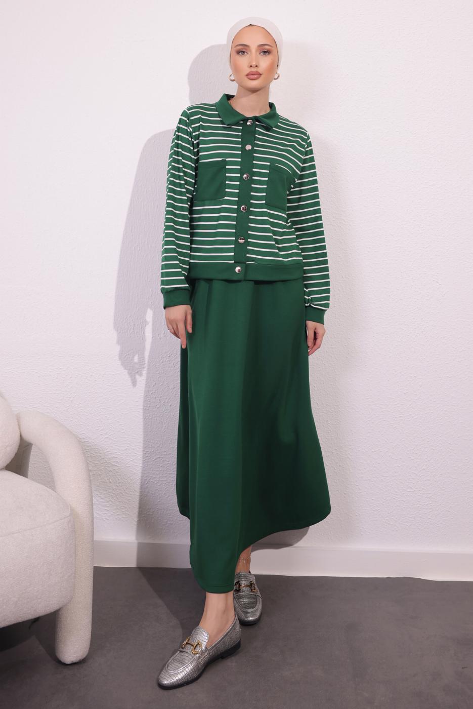 Vêtements hijab VERT COSTUME À JUPE À RAYURES T 1154