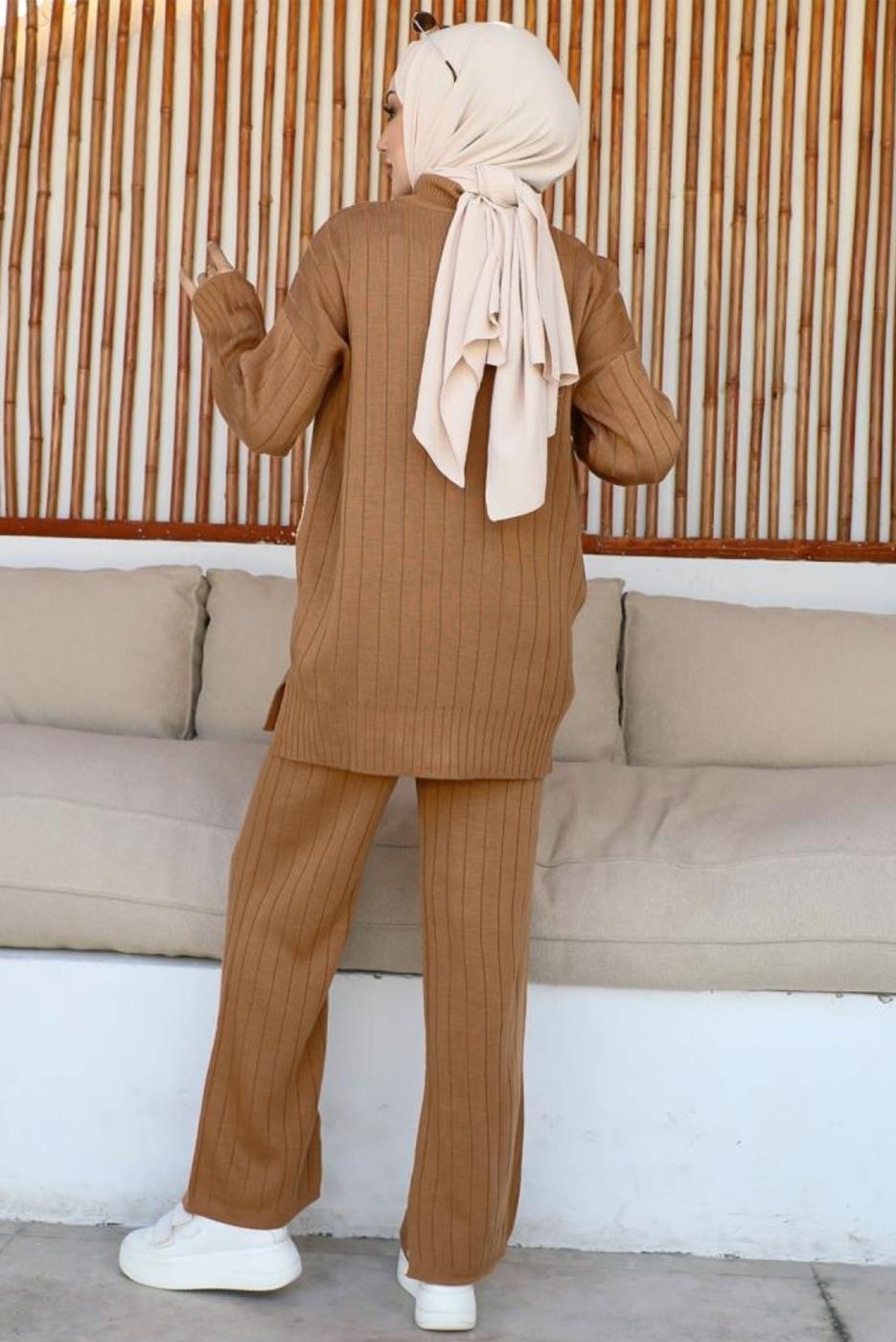 Hijab clothing BROWN KNITWEAR PANTS SUIT T 50032