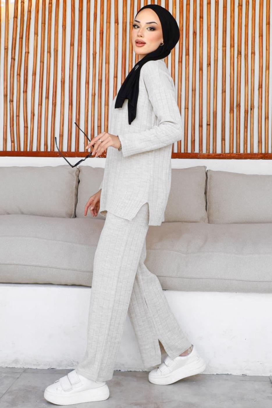 Tesettür giyim BEJ PANTOLONLU TRİKO TAKIM T 50032