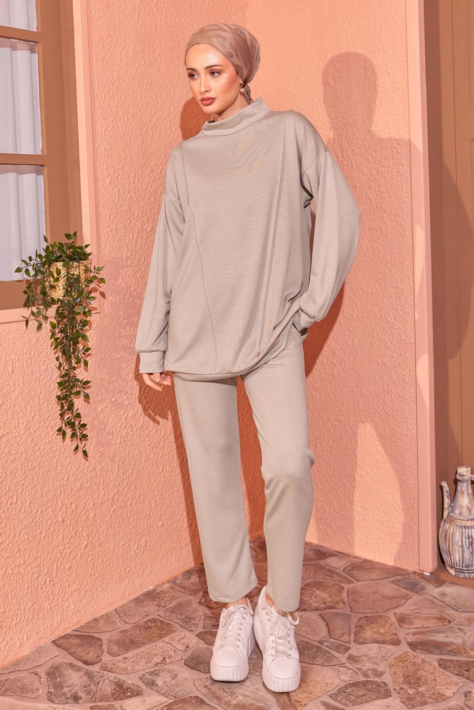 Tesettür giyim BEJ ÖRME PANTOLONLU EŞOFMAN TAKIM T 8044