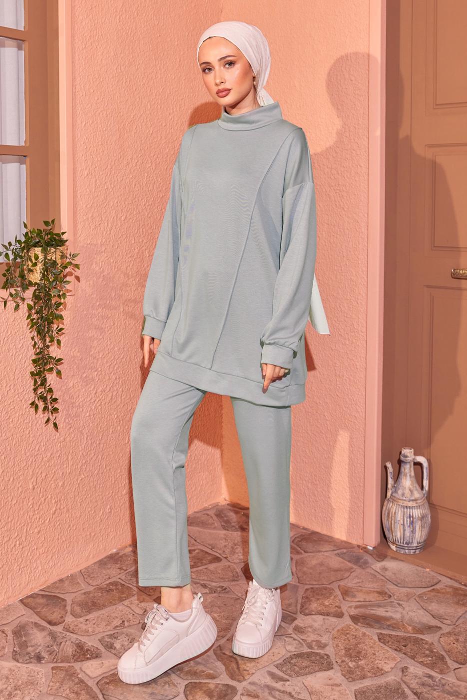 Tesettür giyim GRİ ÖRME PANTOLONLU EŞOFMAN TAKIM T 8044