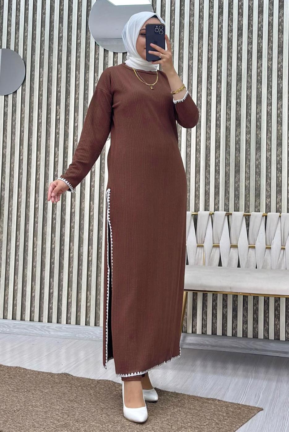 Tesettür giyim KAHVE YIRTMAÇ DETAYLI PANTOLONLU TAKIM T 8865