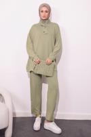 Tesettür giyim YEŞİL ÖRME PANTOLONLU TAKIM T 9064
