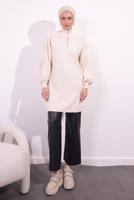 Tesettür giyim EKRU FERMUARLI TRİKO KAZAK T 8609
