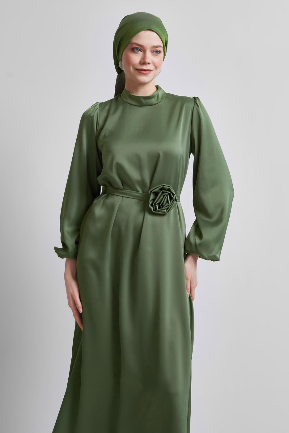 Vêtements hijab KAKI ROBE DE SOIRÉE EN SATIN T 0821