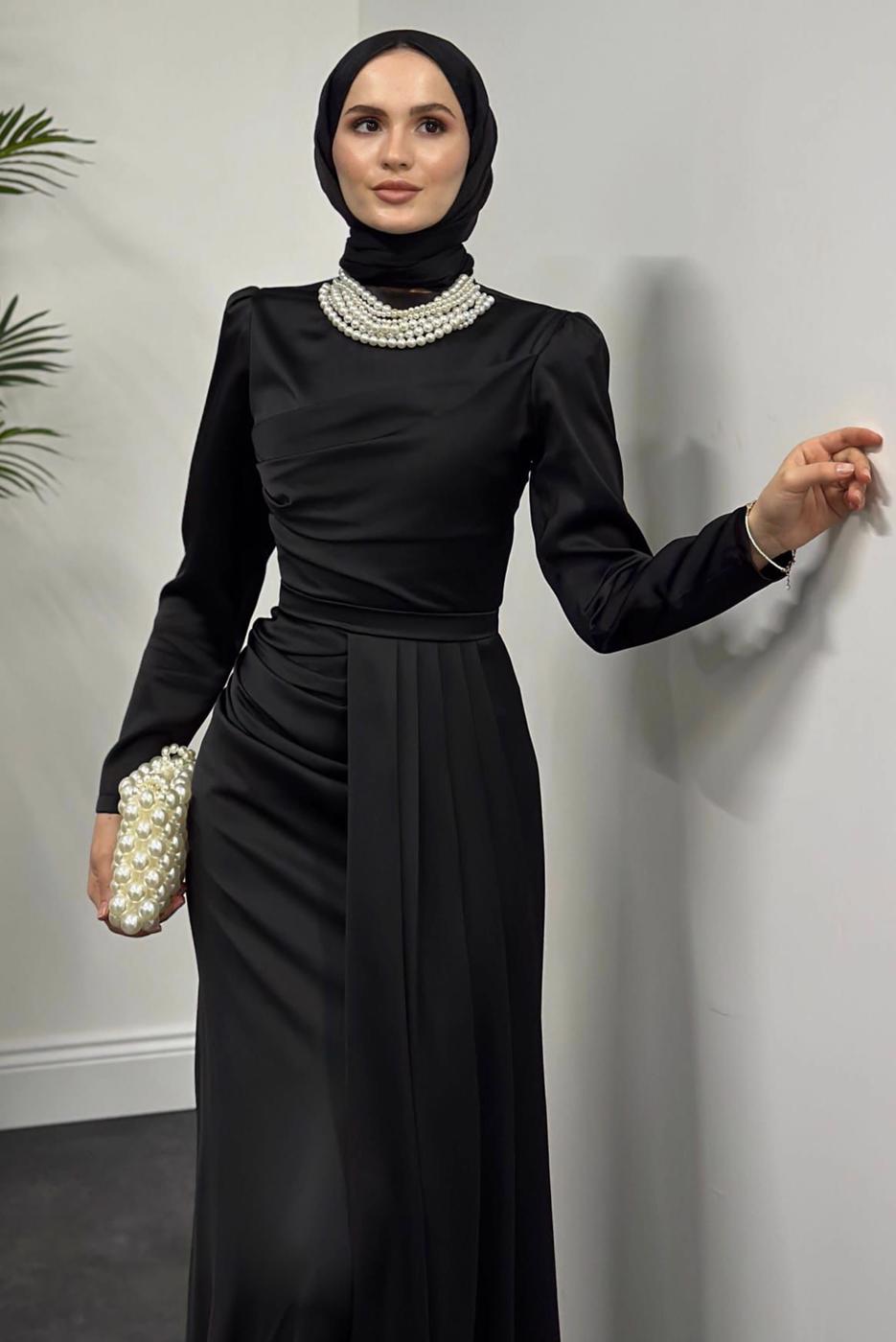 Tesettür giyim SİYAH İNCİ KOLYELİ ABİYE ELBİSE T 1510