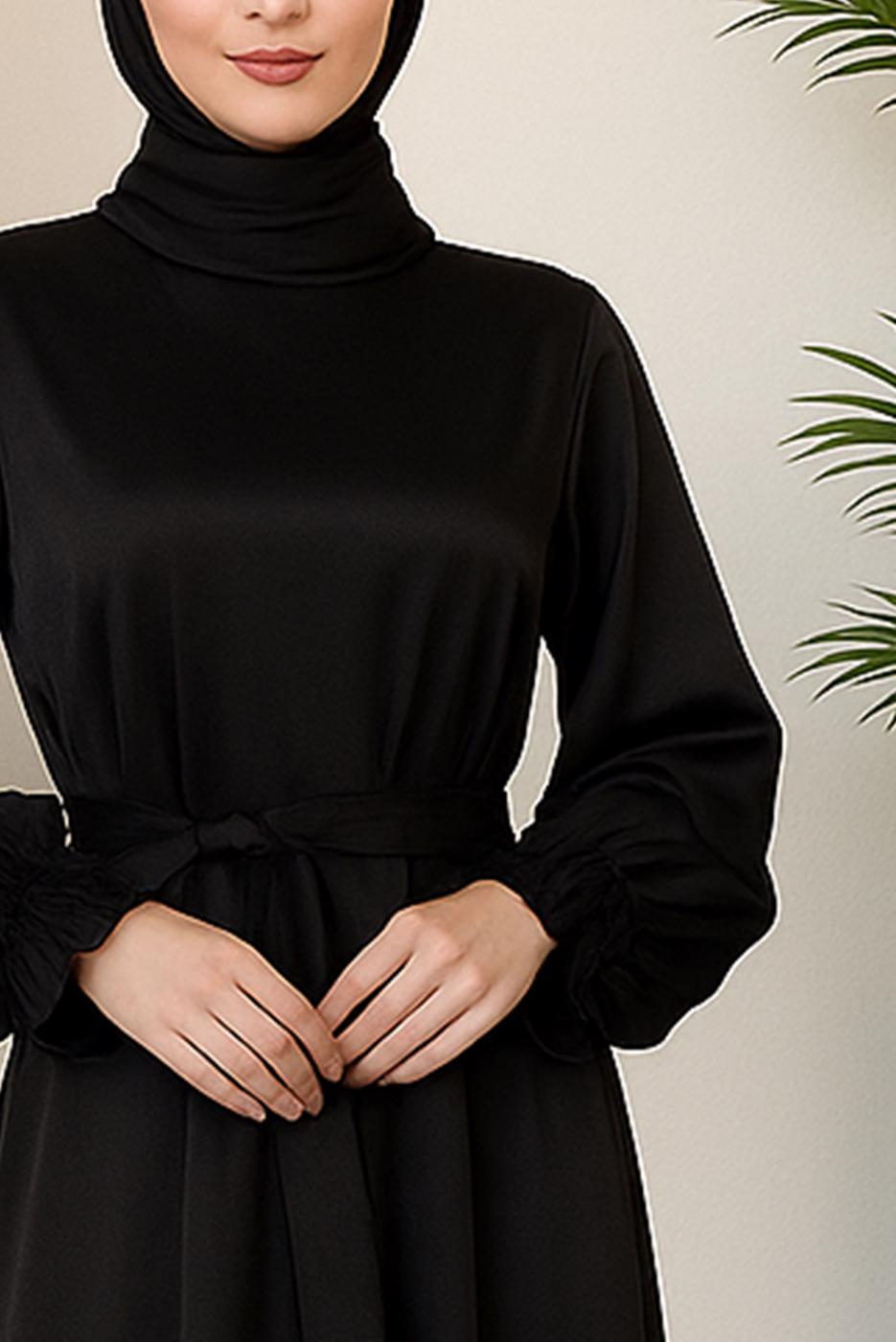 Tesettür giyim SİYAH KUŞAKLI SATEN ABİYE ELBİSE T 3126