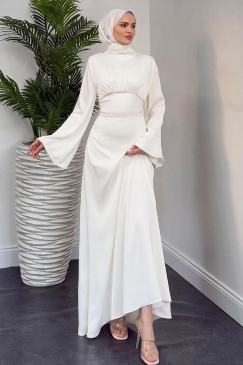 Tesettür giyim EKRU SATEN ABİYE ELBİSE T 9516