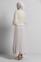 Tesettür giyim EKRU GÜL DETAYLI BLUZ T 3916