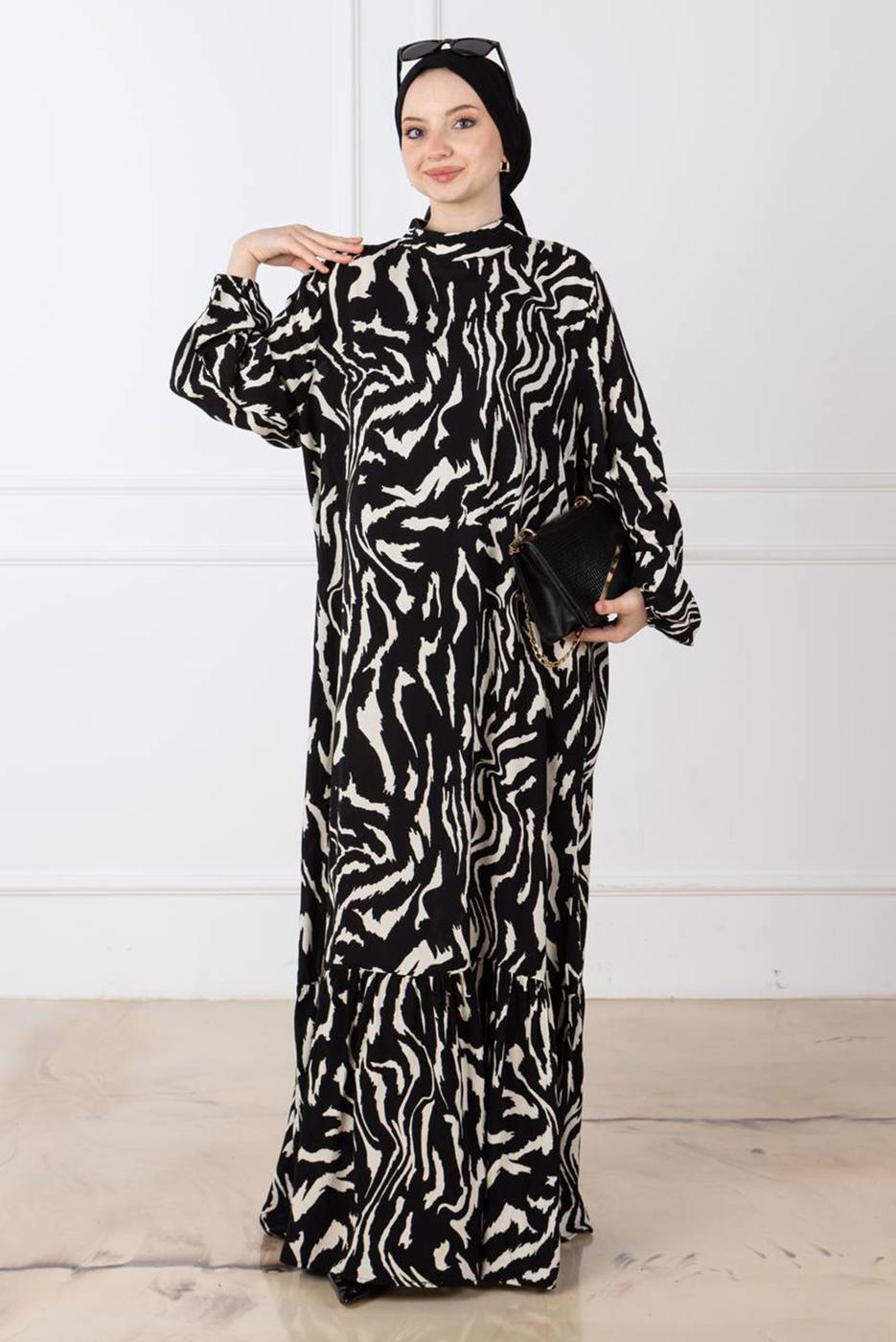 Tesettür giyim SİYAH DESENLİ ELBİSE T 3698