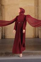 Tesettür giyim BORDO KEMERLİ PİLİSELİ ELBİSE T 5784