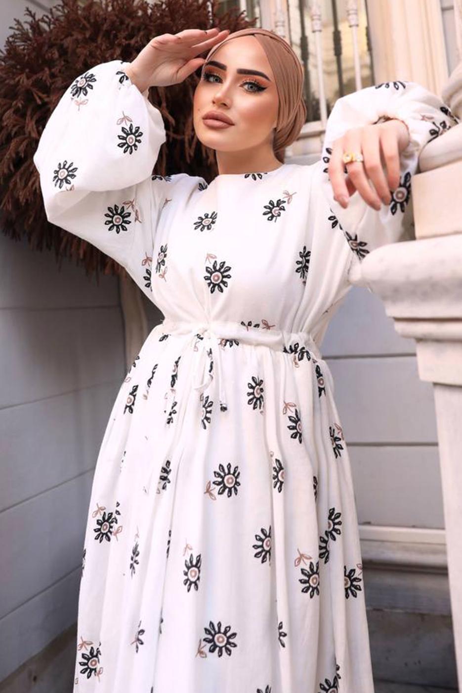 Tesettür giyim EKRU ÇİÇEK DESENLİ ELBİSE T 70532