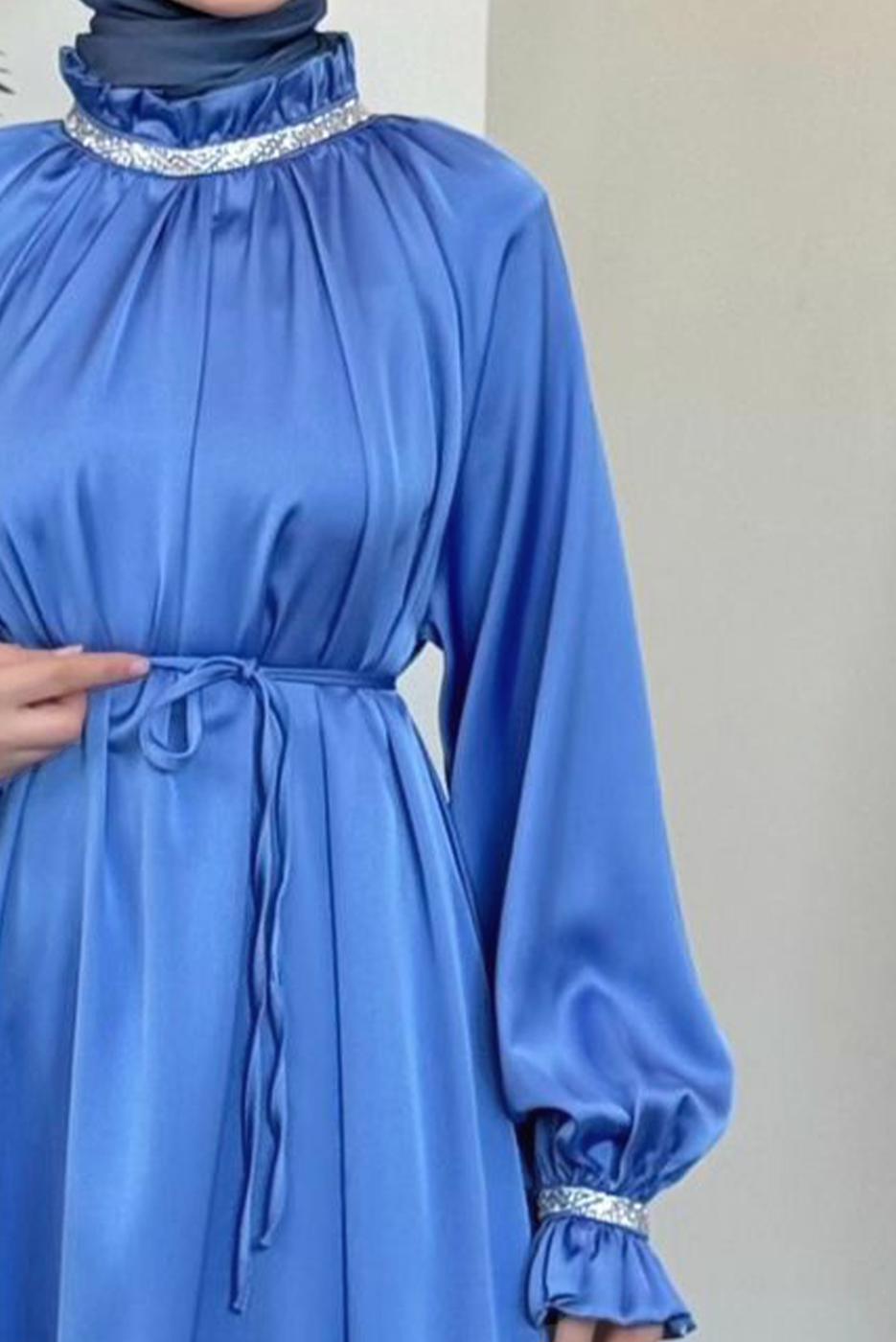 Tesettür giyim MAVİ YAKASI TAŞLI ABİYE ELBİSE T 8441