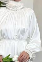 Tesettür giyim EKRU YAKASI TAŞLI ABİYE ELBİSE T 8441