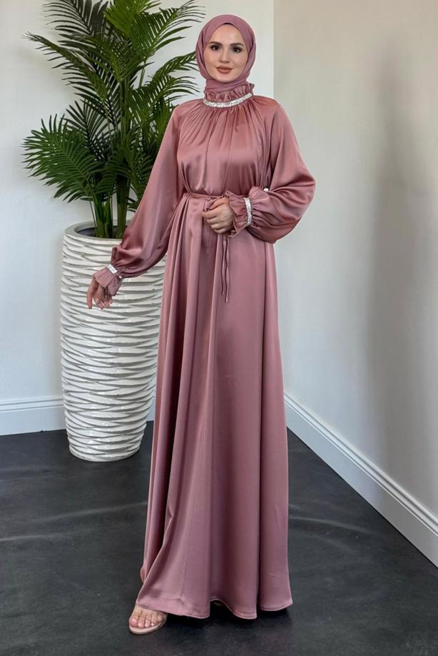 Tesettür giyim PUDRA YAKASI TAŞLI ABİYE ELBİSE T 8441 - TRENDTESETTÜR