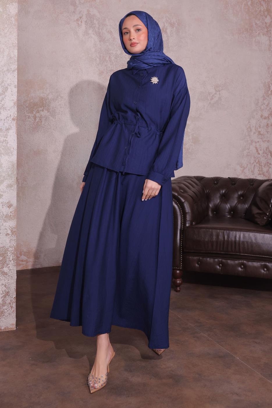 Tesettür giyim LACİVERT BROŞLU ETEKLİ TAKIM T 9274	
