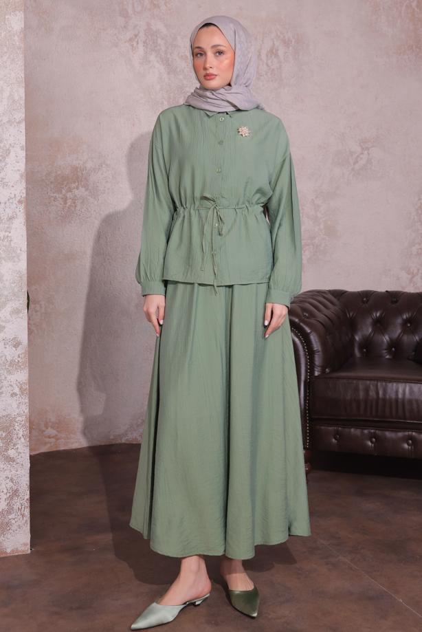 Tesettür giyim YEŞİL BROŞLU ETEKLİ TAKIM T 9274	 - TRENDTESETTÜR