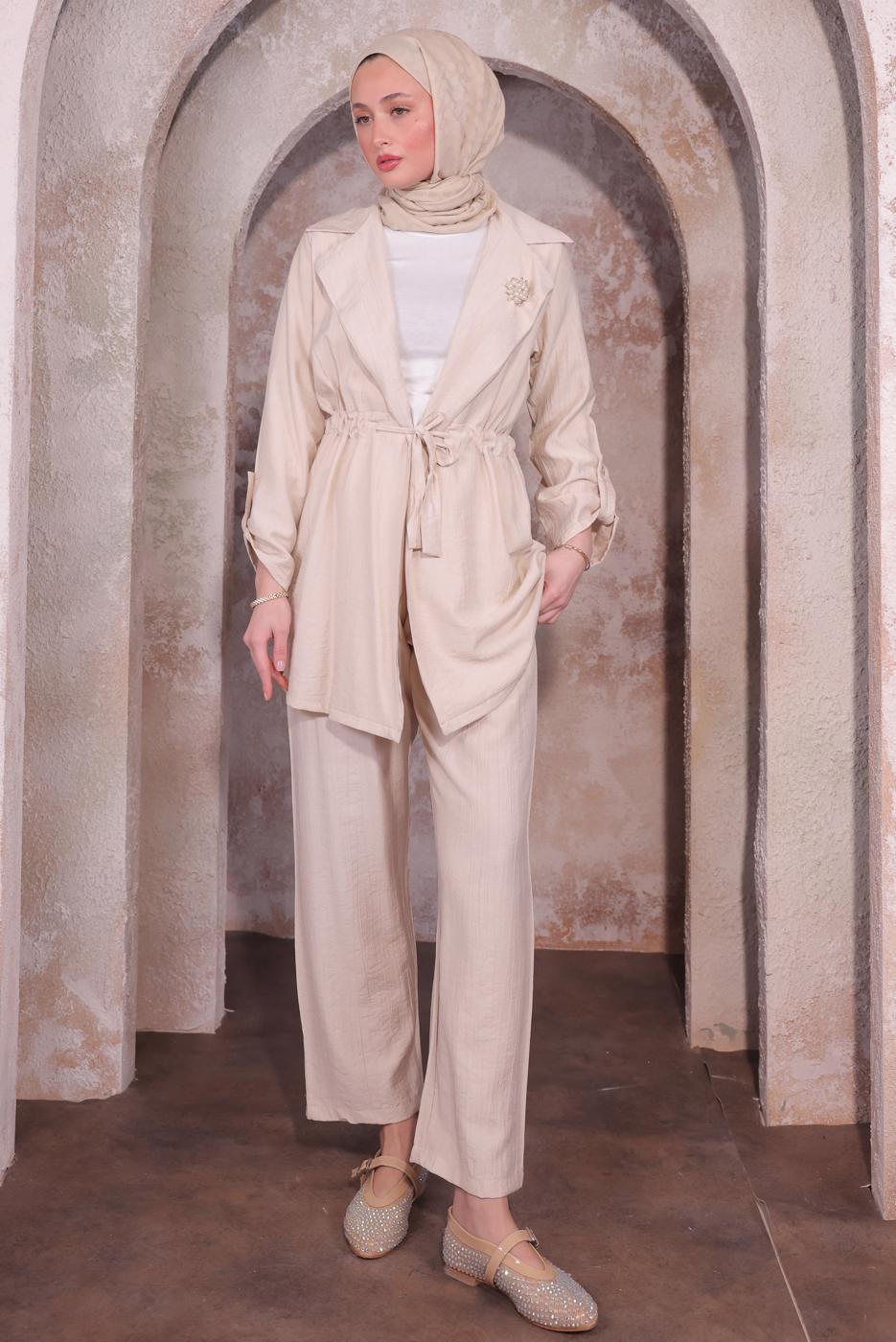 Hijab clothing BEIGE PANTS SUIT WITH BROOCH T 3674