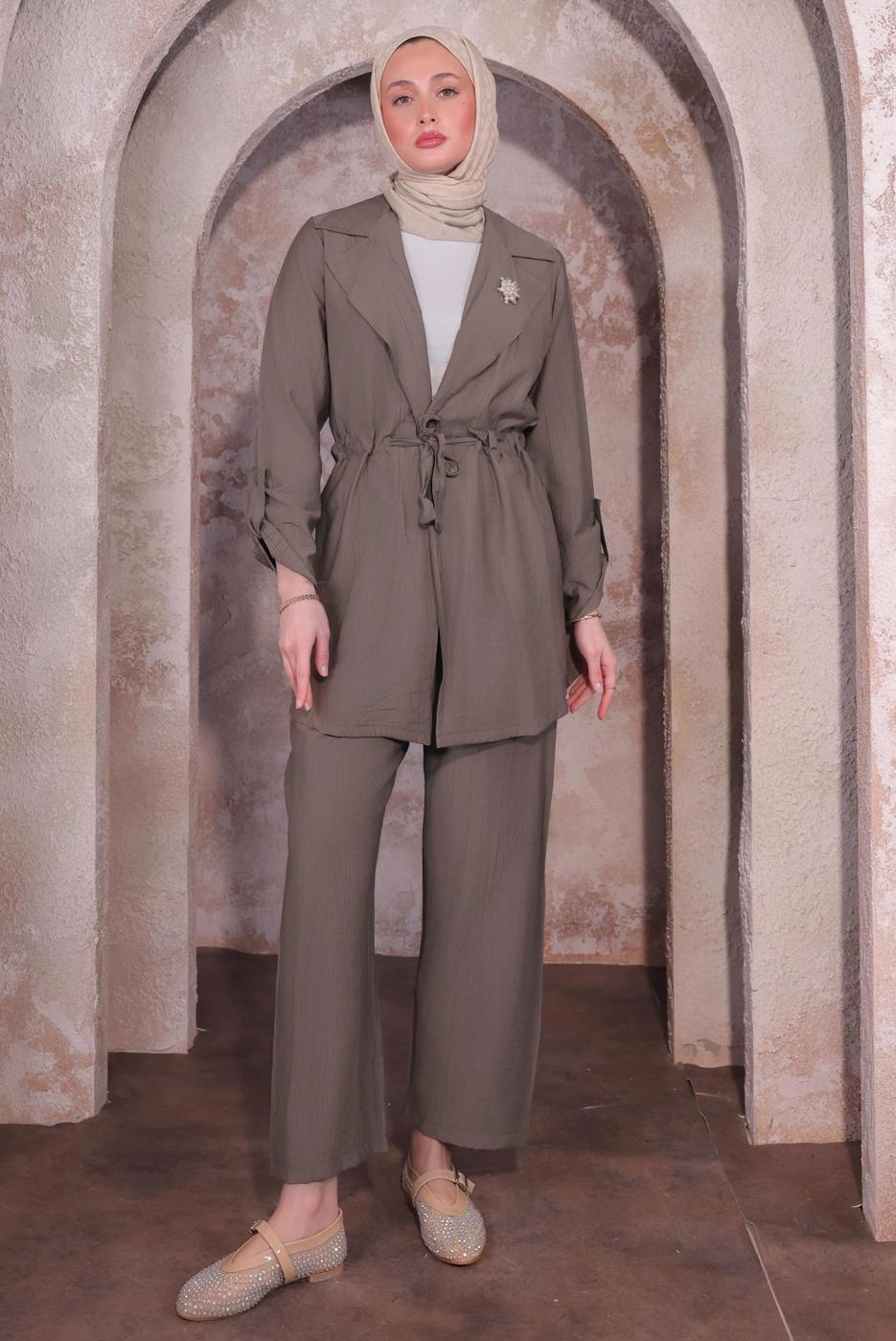 Tesettür giyim VİZON BROŞLU PANTOLONLU TAKIM T 3674