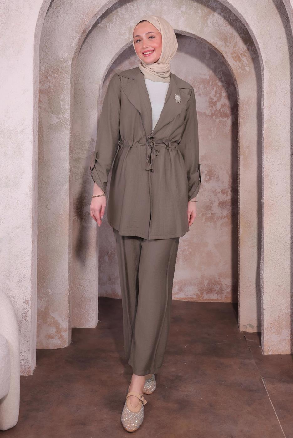 Tesettür giyim VİZON BROŞLU PANTOLONLU TAKIM T 3674