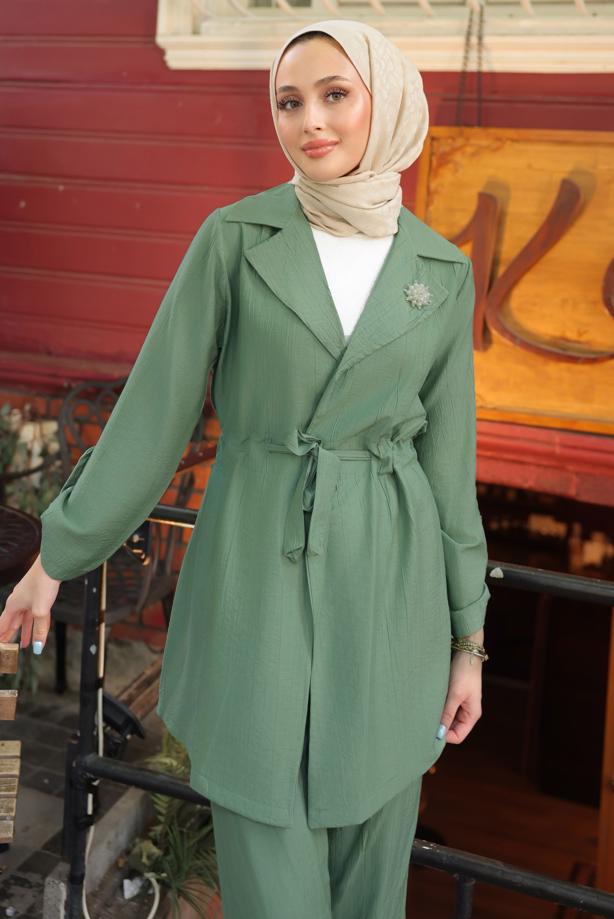 Vêtements hijab VERT COSTUME PANTALON AVEC BROCHE T 3674 - TRENDTESETTÜR