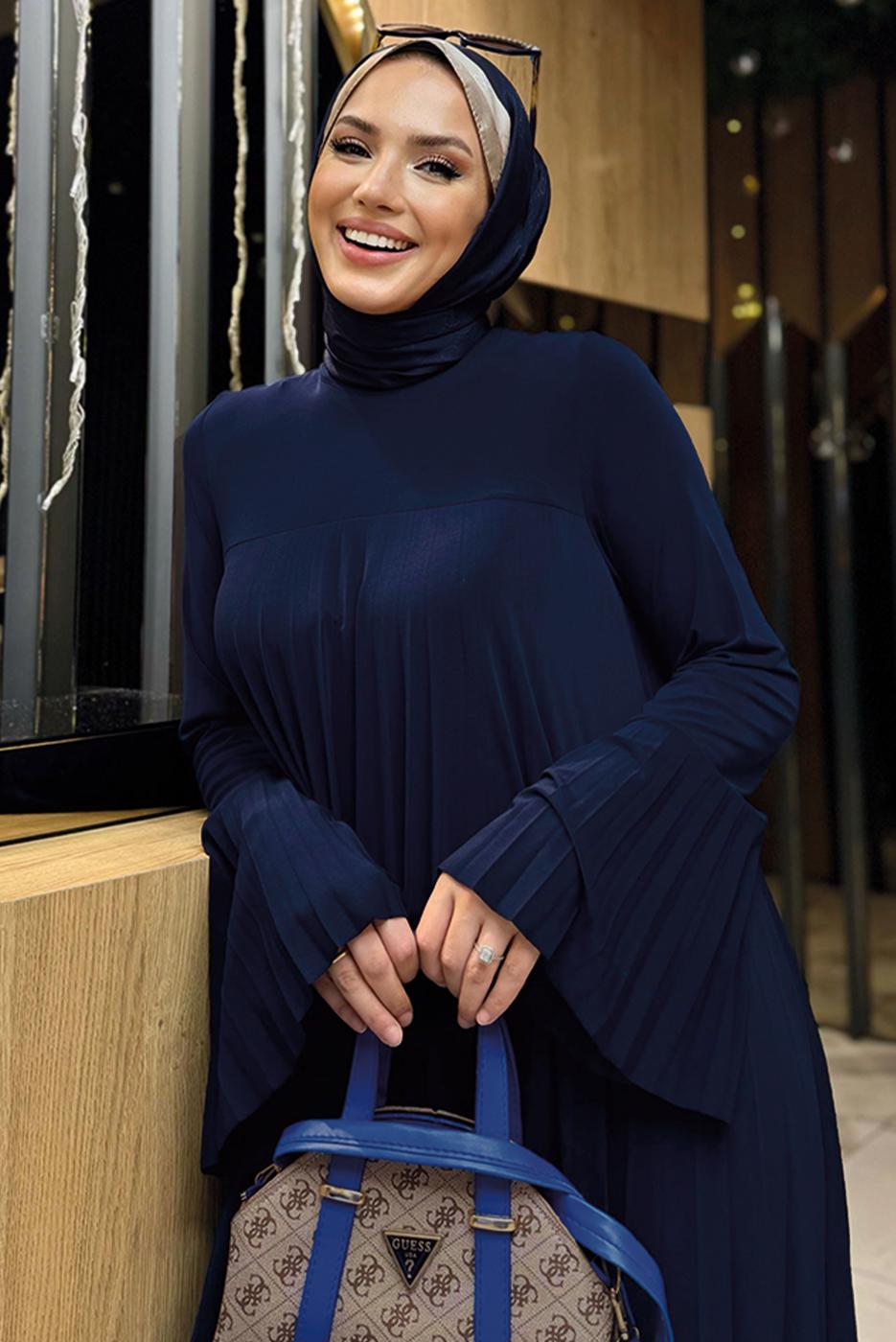 Tesettür giyim LACİVERT PİLELİ PANTOLONLU TAKIM T 5758