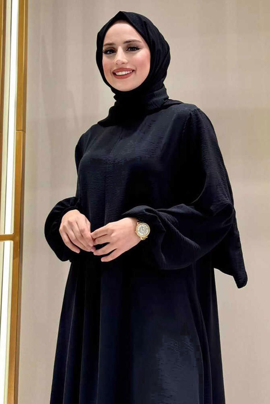 Tesettür giyim SİYAH ŞALLI PANTOLONLU TAKIM T 7393