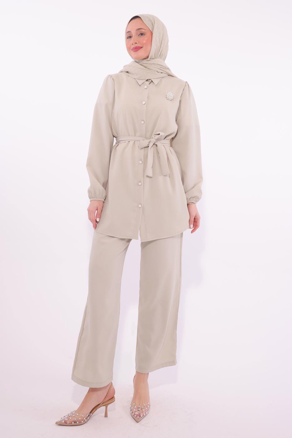 Tesettür giyim BEJ KUŞAKLI PANTOLONLU TAKIM T 8674