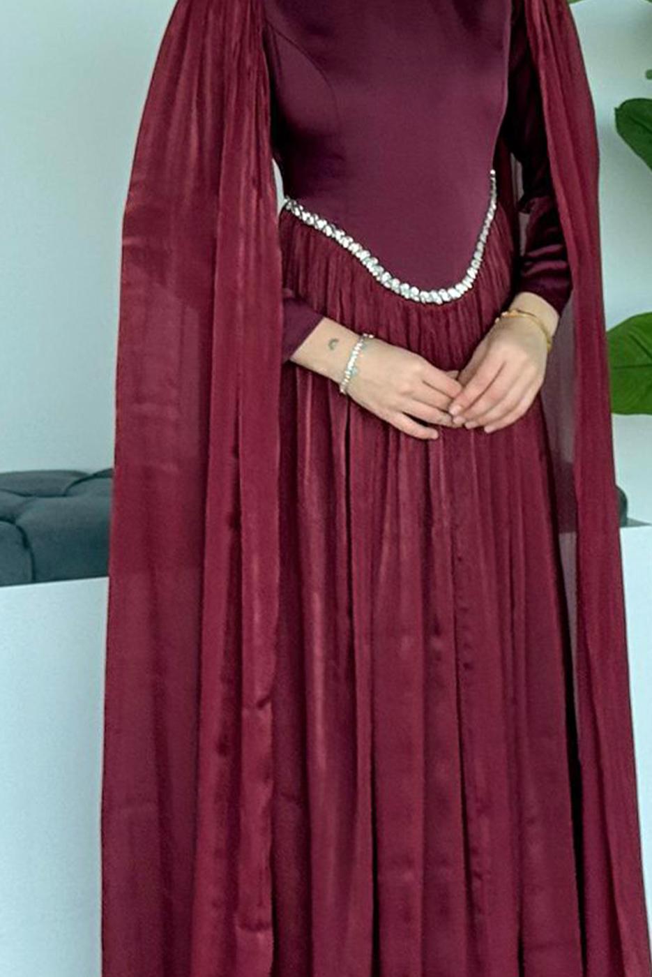 Tesettür giyim BORDO TAŞ DETAYLI ABİYE ELBİSE T 2626