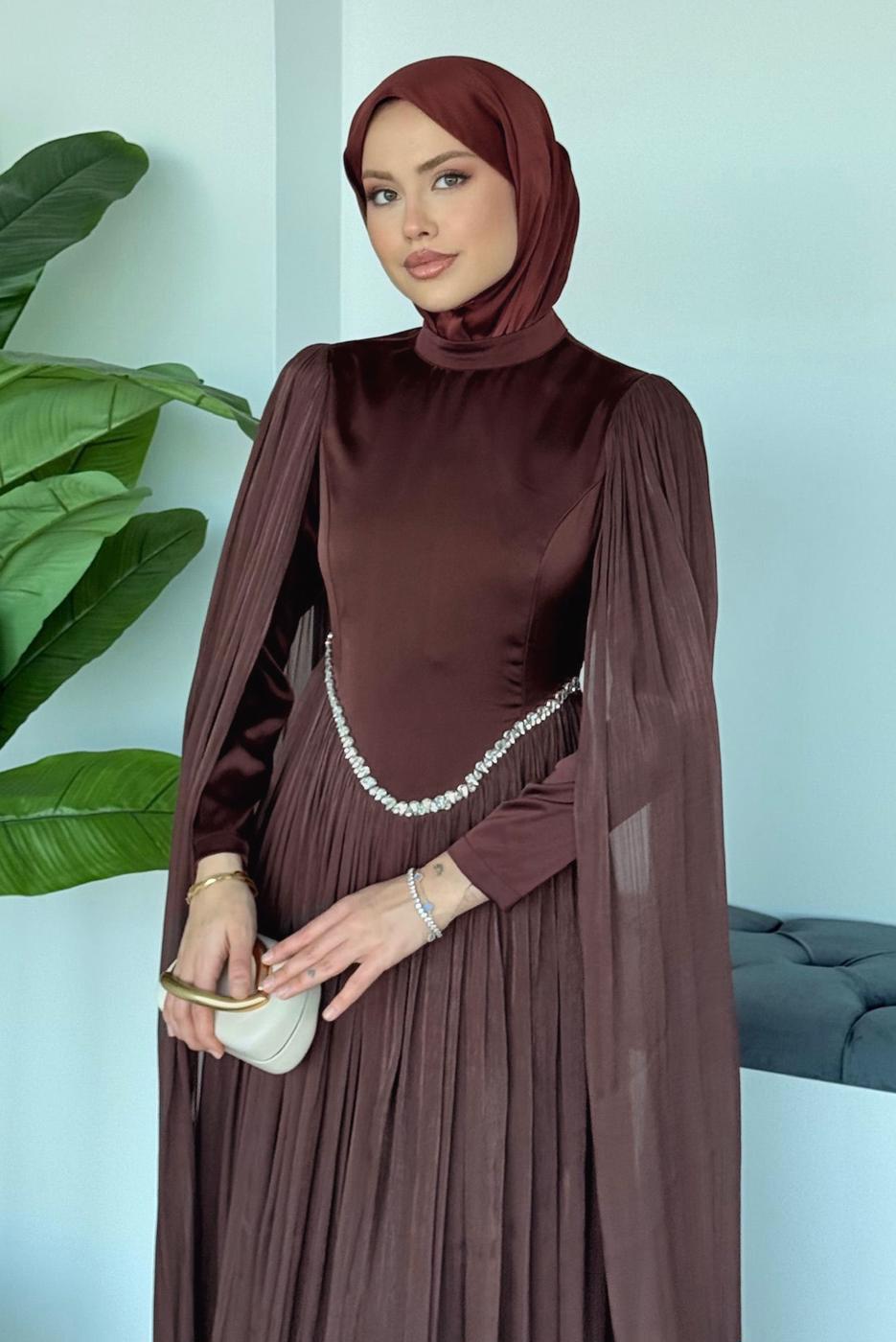 Tesettür giyim KAHVE TAŞ DETAYLI ABİYE ELBİSE T 2626