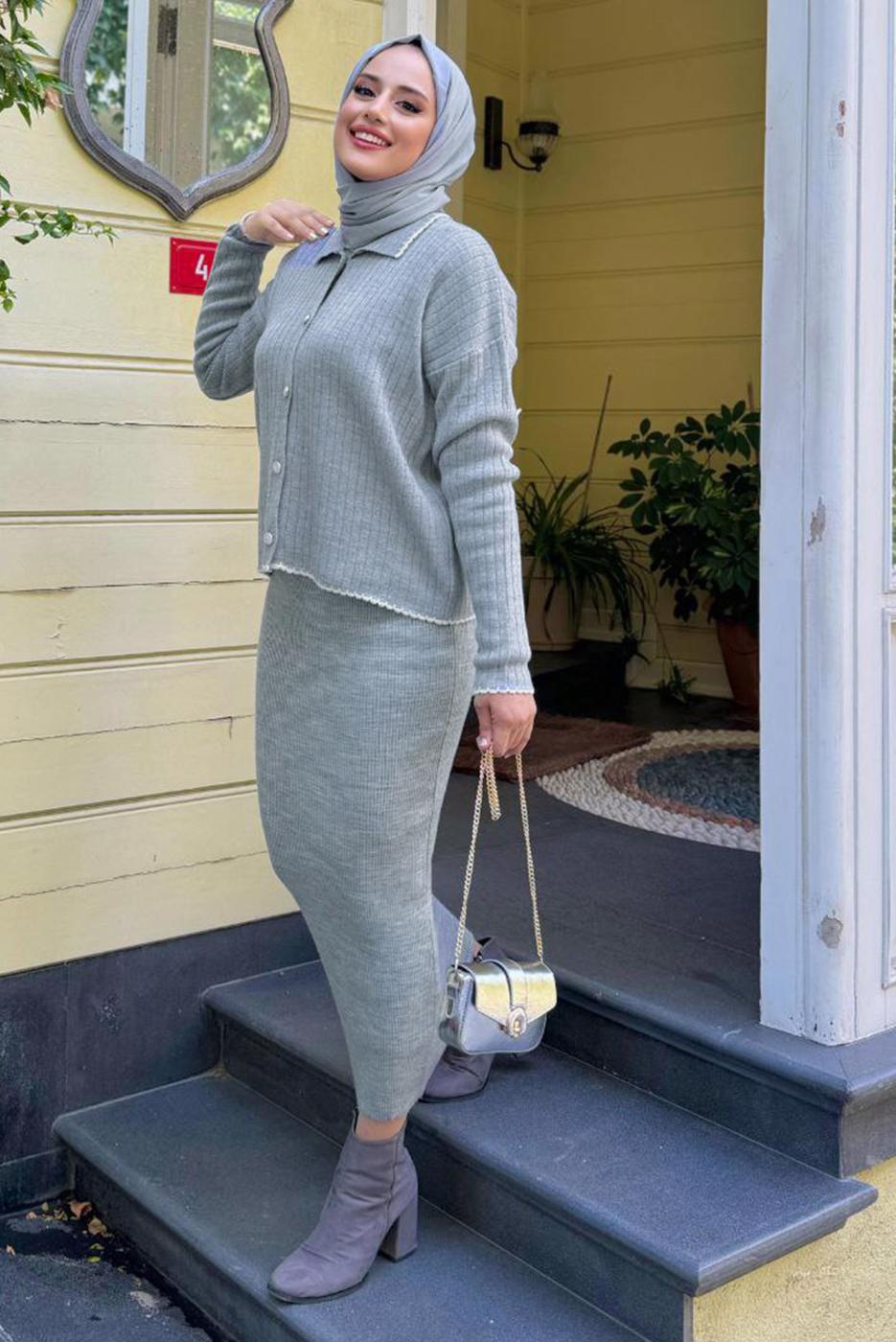 Tesettür giyim GRİ TRİKO HIRKA T 0751