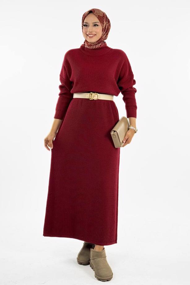 Vêtements hijab ROUGE BORDEAUX ROBE EN MAILLE T 00381 - TRENDTESETTÜR
