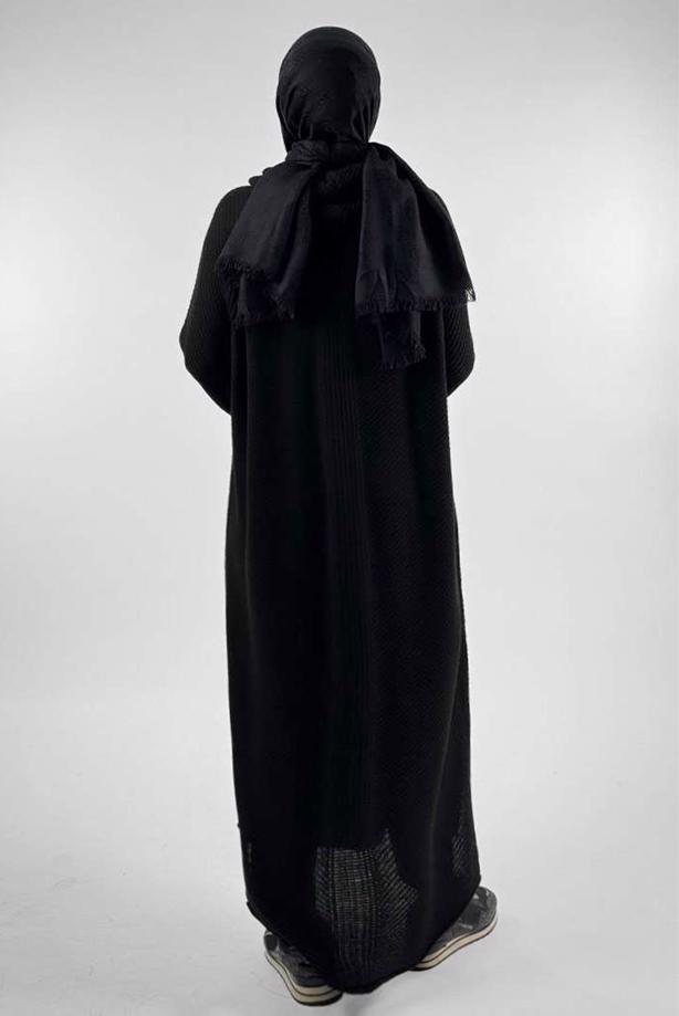 Vêtements hijab NOIR ROBE EN MAILLE À COL ROULÉ T 90281 - TRENDTESETTÜR