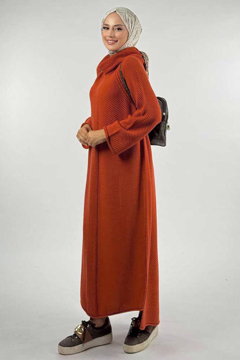 Vêtements hijab BRUN ROBE EN MAILLE À COL ROULÉ T 90281