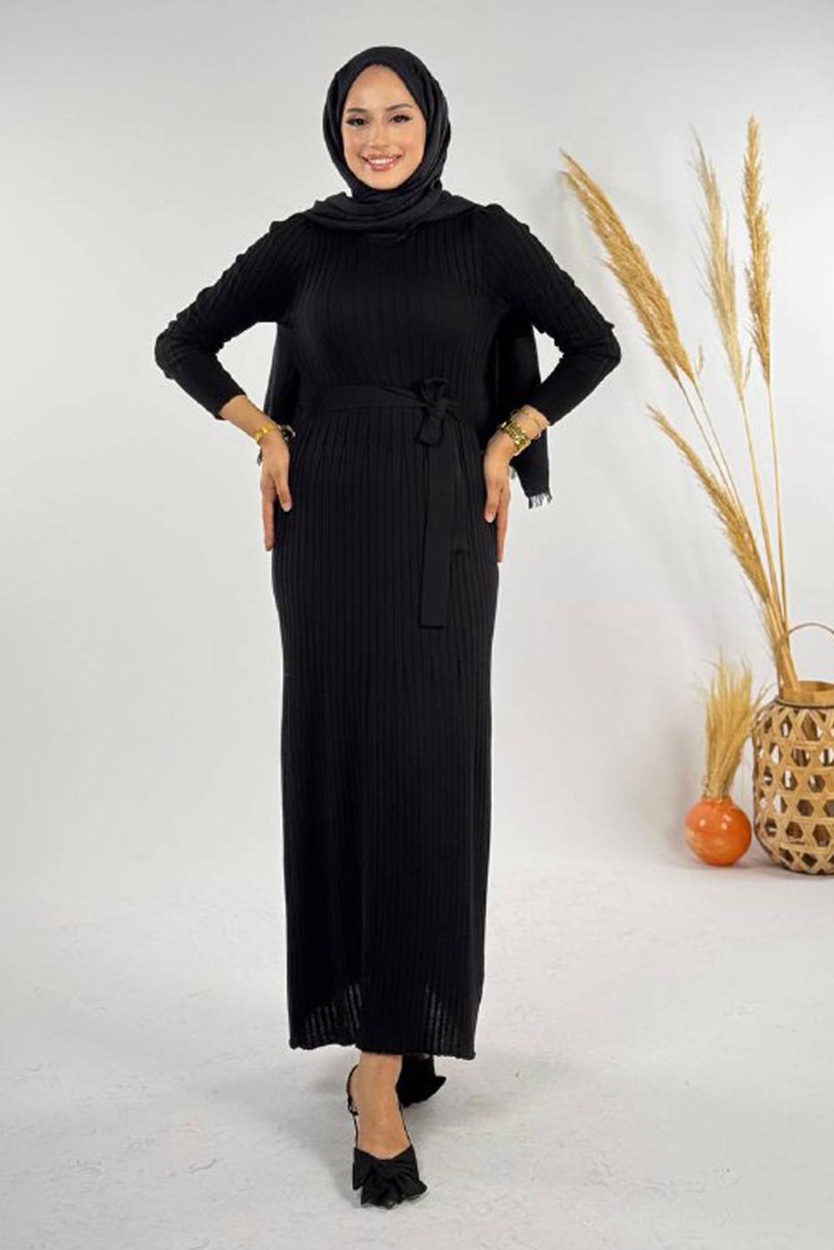 Tesettür giyim SİYAH KUŞAKLI FİTİLLİ TRİKO ELBİSE T 91381