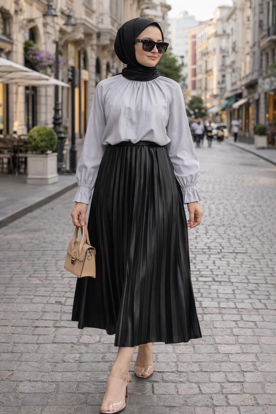 Tesettür giyim SİYAH PİLİSELİ ETEK T 0654