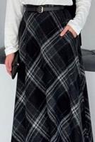 Tesettür giyim SİYAH EKOSE ETEK T 4205