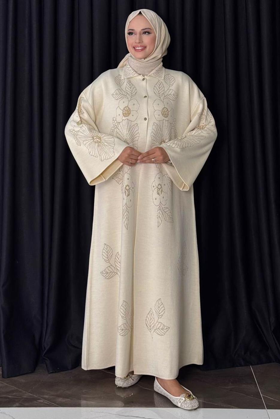 Tesettür giyim BEJ ÇİÇEK DESENLİ TRİKO HIRKA T 01381