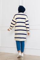 Tesettür giyim KREM ÇİZGİLİ HIRKA T 0903