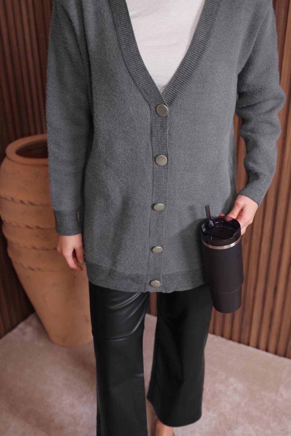 Tesettür giyim GRİ SAKAL İPLİK HIRKA T 2907