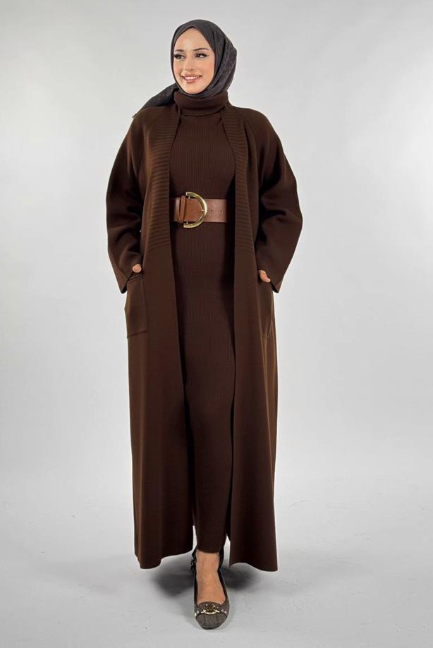 Tesettür giyim KAHVE CEP DETAYLI TRİKO HIRKA T 31381 - TRENDTESETTÜR