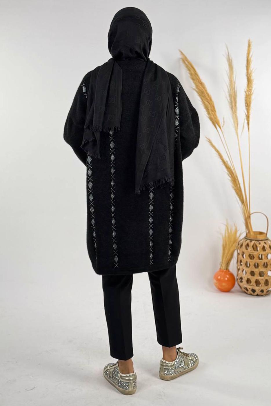 Tesettür giyim SİYAH DESENLİ HIRKA T 72381