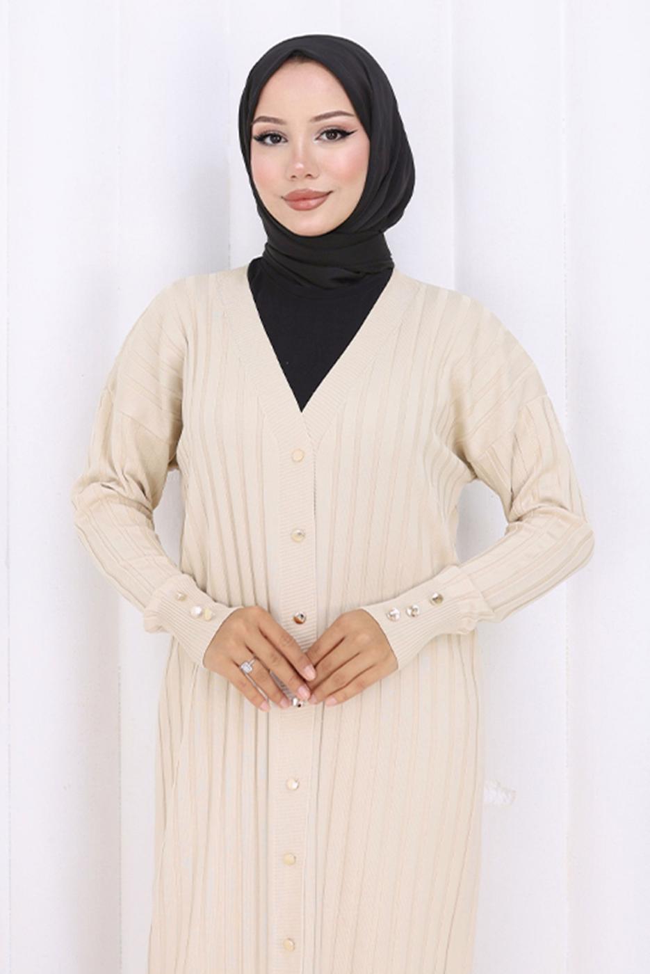 Tesettür giyim BEJ UZUN TRİKO HIRKA T 7523