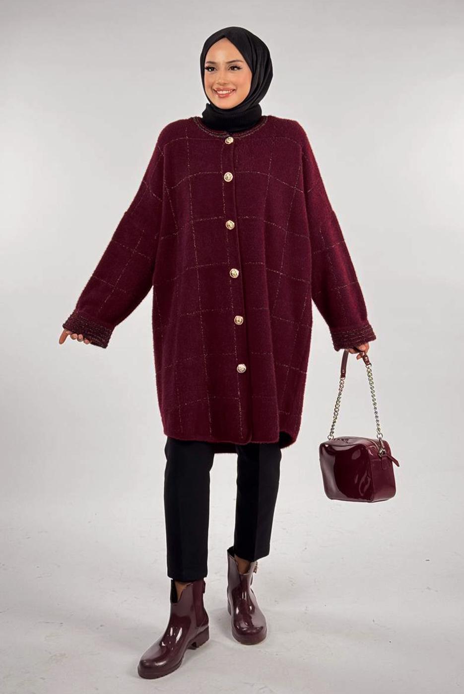 Tesettür giyim BORDO KARE DESENLİ HIRKA T 92381